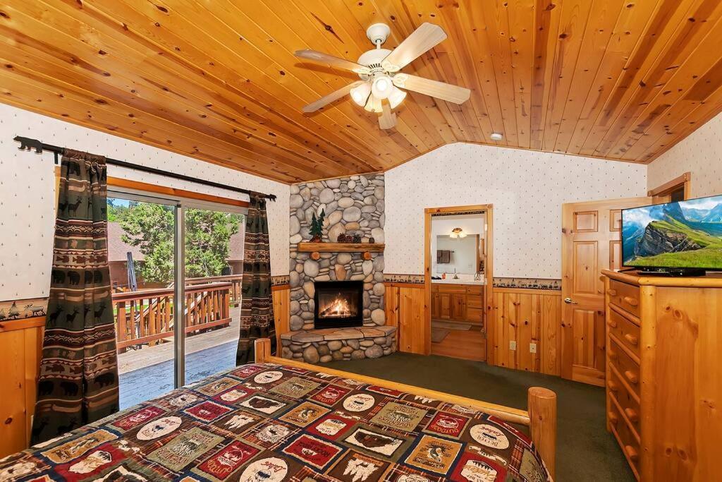 Вилла Teakwood - 3-Br Spa, Fire Pit, Quiet, Ac, Centrally Located Биг Бэар Лейк Экстерьер фото
