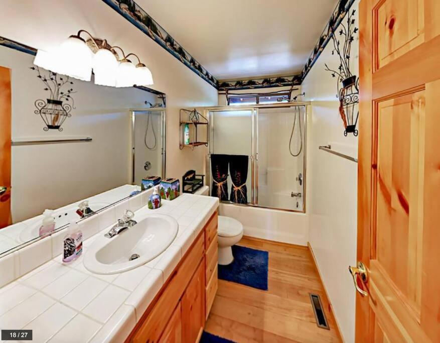 Вилла Teakwood - 3-Br Spa, Fire Pit, Quiet, Ac, Centrally Located Биг Бэар Лейк Экстерьер фото