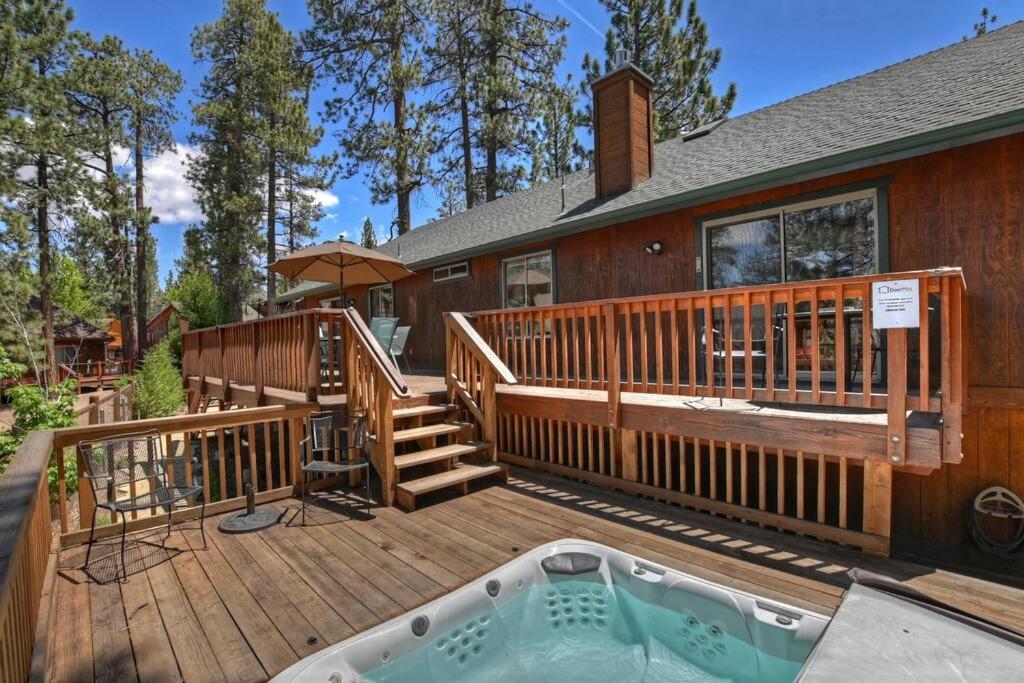Вилла Teakwood - 3-Br Spa, Fire Pit, Quiet, Ac, Centrally Located Биг Бэар Лейк Экстерьер фото