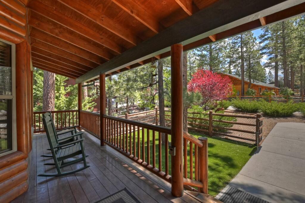 Вилла Teakwood - 3-Br Spa, Fire Pit, Quiet, Ac, Centrally Located Биг Бэар Лейк Экстерьер фото